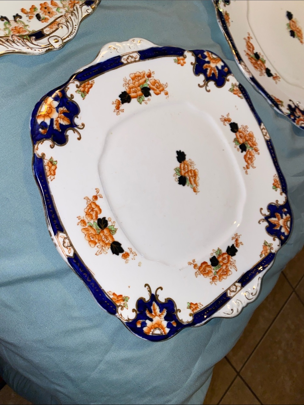 Vintage Royal Albert Heirloom Crown China England Cake Plate Set of 4 - Picture 8 of 16